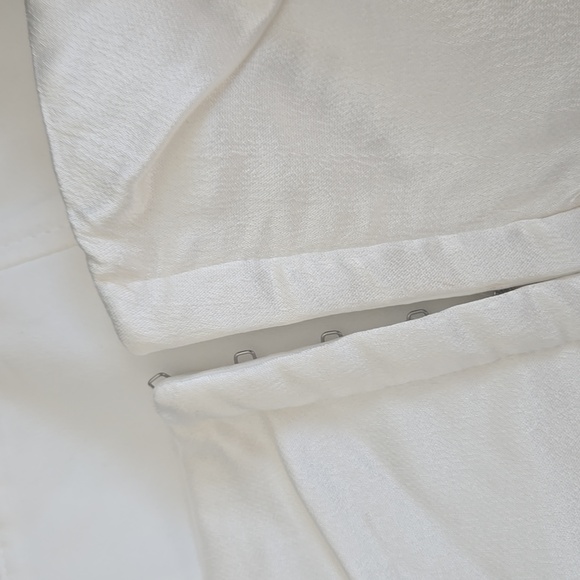 White shirred corset boudoir strapless top - Picture 3 of 4